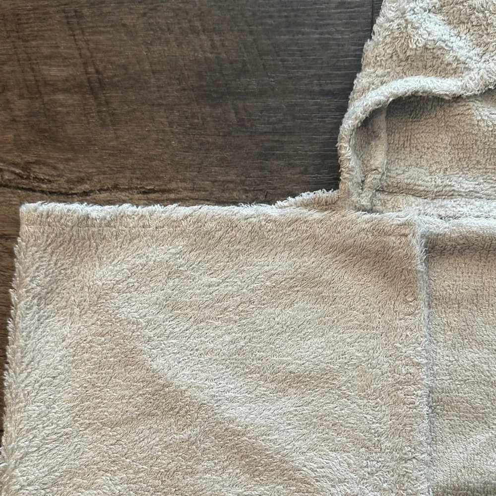 Natemia Ultra Soft Organic Bamboo Gray‎ Racoon Hooded Baby/Toddler Bath Towel